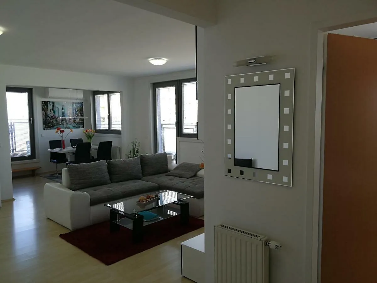 Panorama Apartment Vienna 0*,
